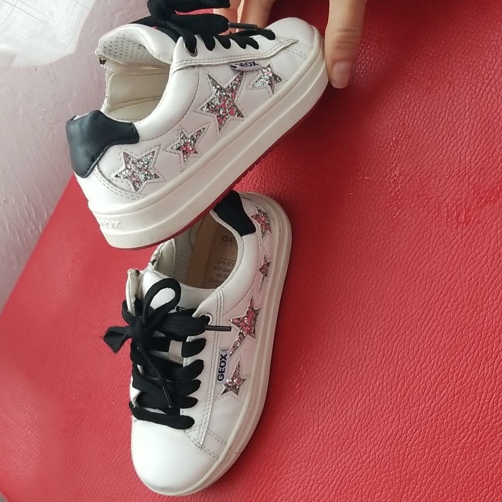 Geox girls sneakers size 10.5